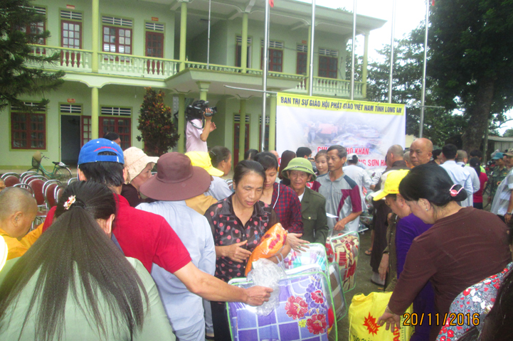 cuu-tro-mien-trung-2-61