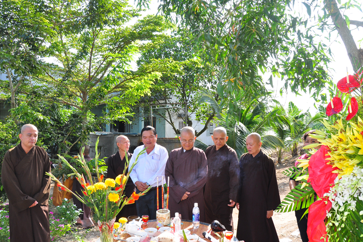 xay-dung-cau-tai-ben-luc-9