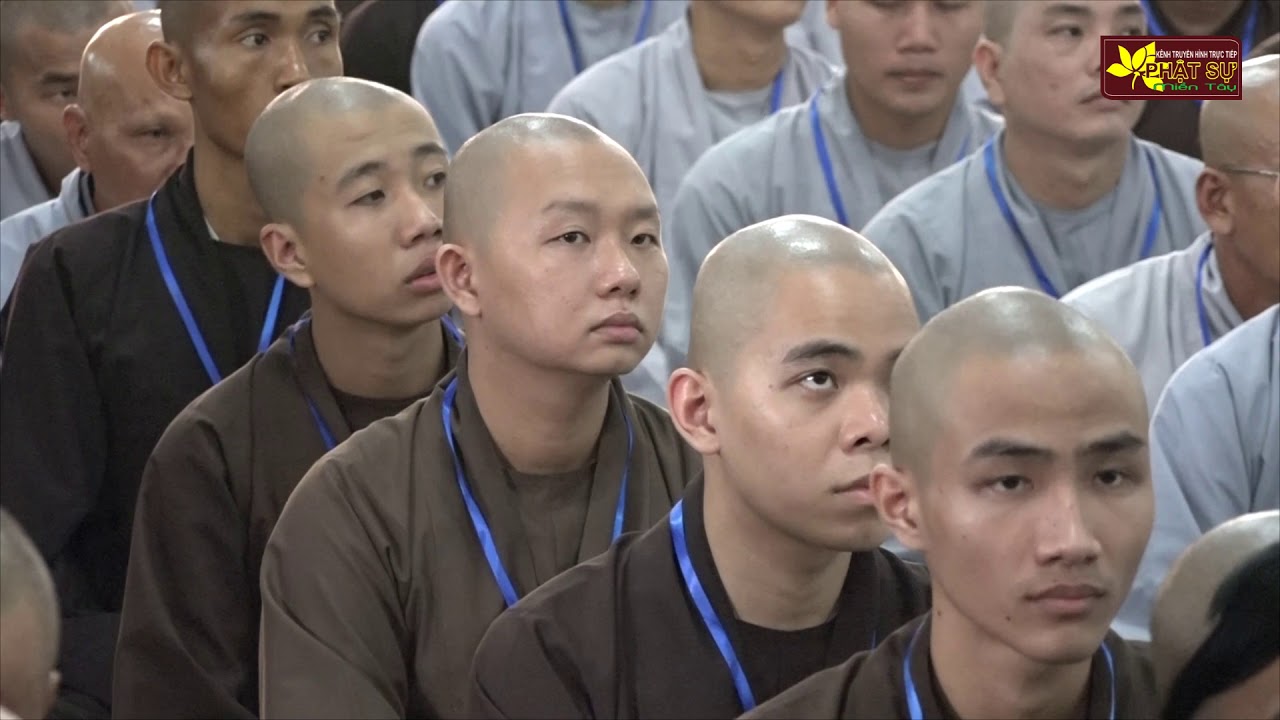 NGÀY THỨ NHẤT ĐẠI GIỚI ĐÀN HOẰNG ĐỨC