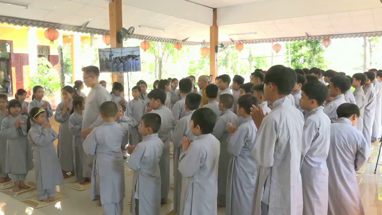 Tân Trụ – Khai mạc Khóa tu mùa hè “Tuổi Trẻ Pháp Lưu”