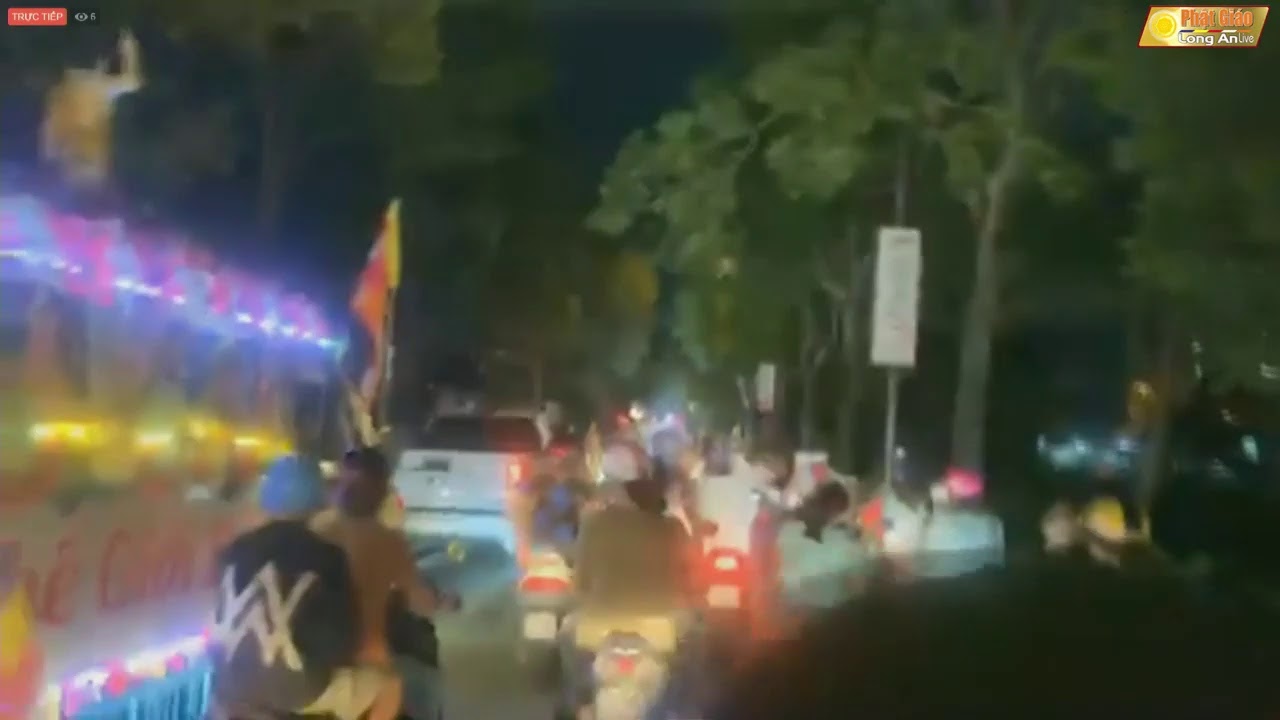 LỄ TẮM PHẬT& DIỄU HÀNH XE HOA BAN TRỊ SƯ GHPGVN TỈNH LONG AN