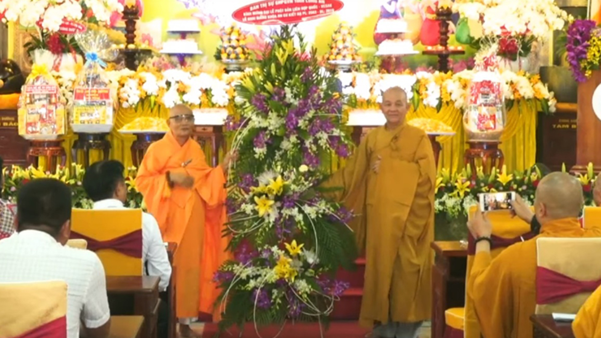 ĐẠI LỄ PHẬT ĐẢN LIÊN HỢP QUỐC VESAK 2019 BAN TRỊ SỰ GHPGVN LIÊN HUYỆN ĐỨC HỎA – ĐỨC HUỆ