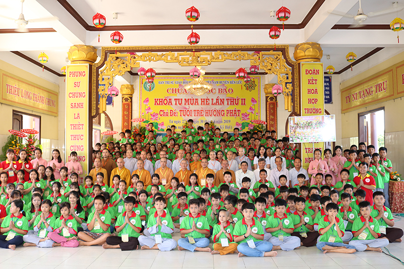 HUYỆN BẾN LỨC: KHAI MẠC KHÓA TU MÙA HÈ “ TUỔI TRẺ HƯỚNG PHẬT” NĂM 2019