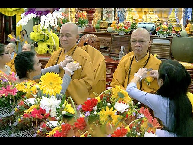 Vu Lan chùa Vạn Đức