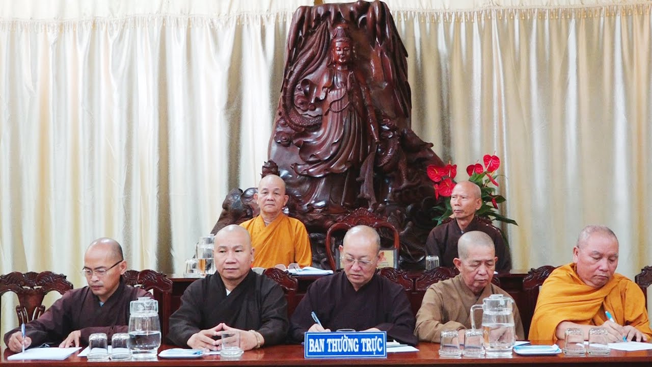 Long An: Ban Trị sư Phật giáo họp tổng kết và triển khai Phật sự