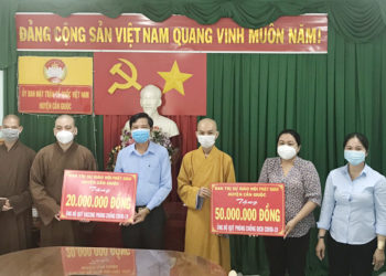 Phật giáo huyện Cần Giuộc ủng hộ 70 triệu đồng cho quỹ mua Vác- xin và quỹ phòng chống dịch.