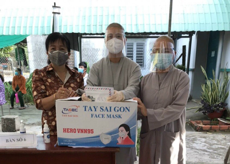 Cần Đước: Ban Trị sự GHPGVN huyện chung tay phòng chống đại dịch covid 19.
