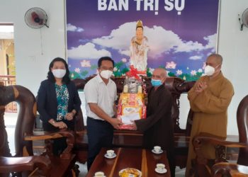 Bí Thư tỉnh Long An thăm BTS PG huyện Thủ Thừa sau giản cách chỉ thị 16 CP