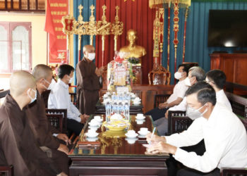 Cần Đước: Tỉnh Ủy tỉnh Long An thăm Ban Trị sự GHPGVN huyện