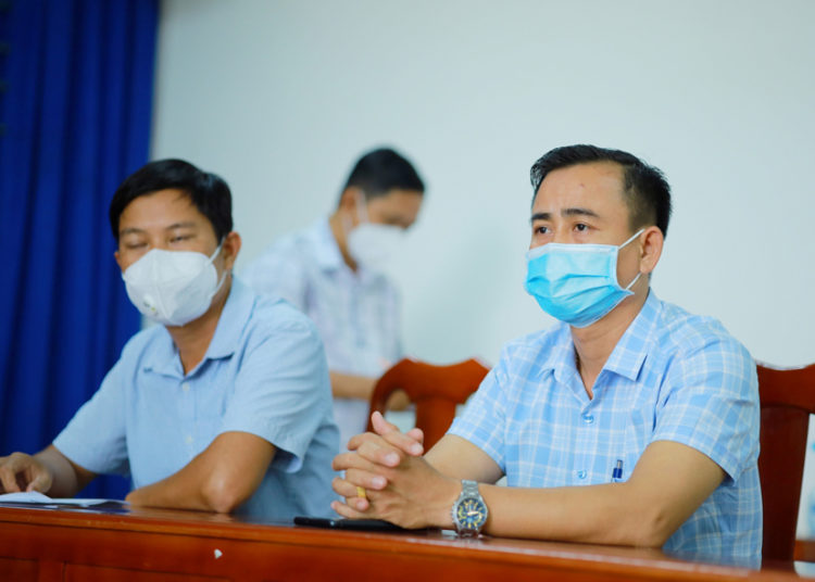 Túi Gạo Nghĩa Tình: Tặng 12 tấn gạo đến 2 huyện – Châu Thành và Đức Huệ