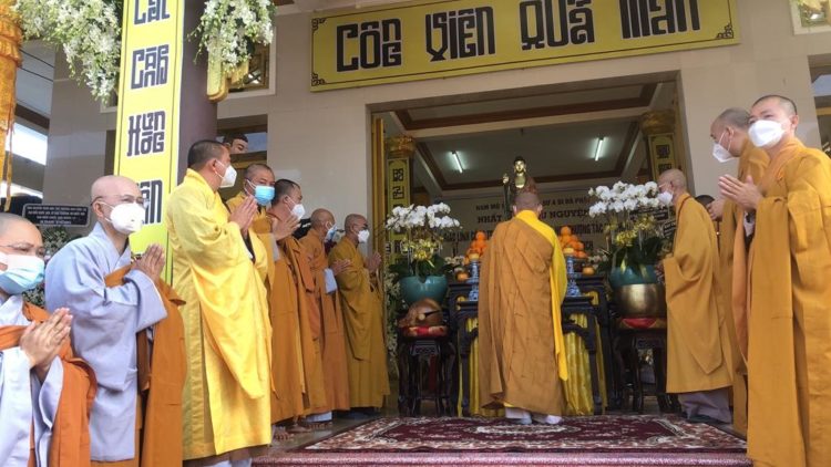 Các phái đoàn viếng tang cố Ni trưởng Thích nữ Tắc Nhụy