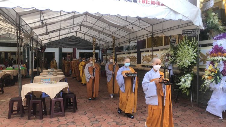 Các phái đoàn viếng tang cố Ni trưởng Thích nữ Tắc Nhụy