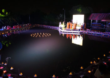 Đại lễ hoa đăng ngày Phật thành đạo năm 2022 tại sân khấu thủy tạ Chùa Ân Thọ