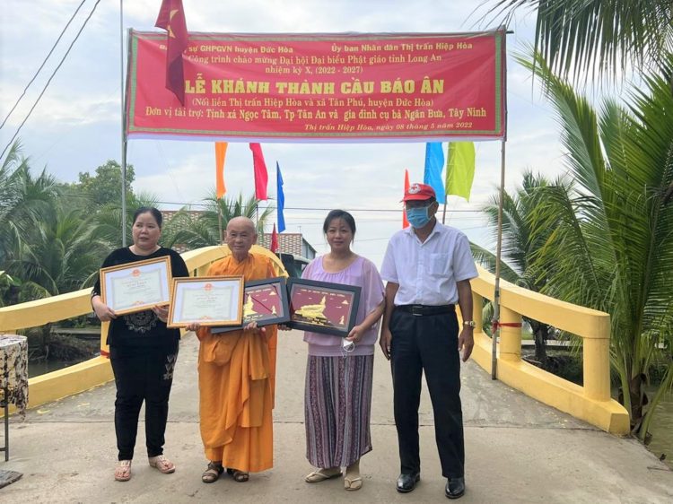 Đức Hòa: Lễ khánh thành cầu Báo Ân (Thổ Định)  tại thị trấn Hiệp Hòa chào mừng Đại lễ Phật đản PL 2566