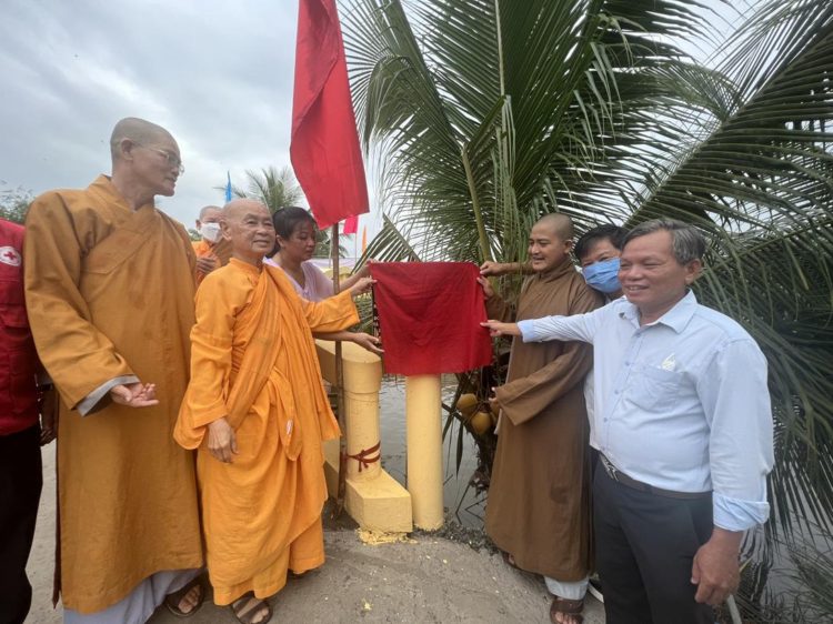 Đức Hòa: Lễ khánh thành cầu Báo Ân (Thổ Định)  tại thị trấn Hiệp Hòa chào mừng Đại lễ Phật đản PL 2566