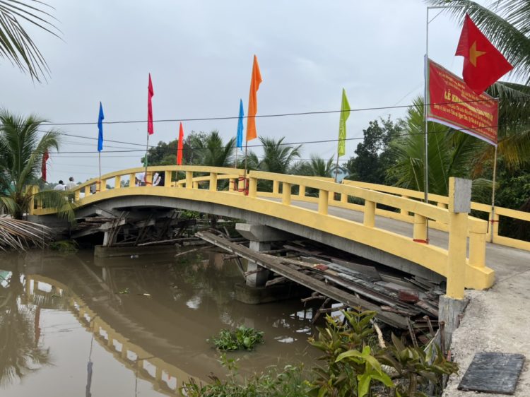Đức Hòa: Lễ khánh thành cầu Báo Ân (Thổ Định)  tại thị trấn Hiệp Hòa chào mừng Đại lễ Phật đản PL 2566