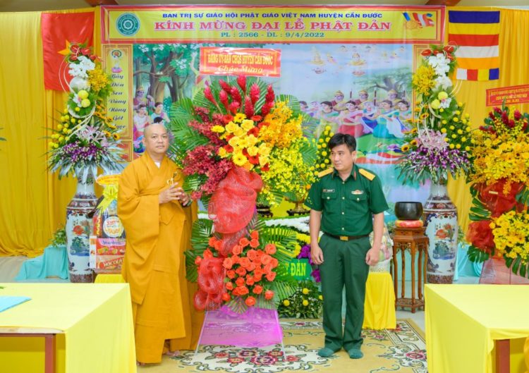 Cần Đước: Ban Trị sự Phật giáo huyện trang nghiêm tổ chức Đại lễ Phật đản Pl: 2566
