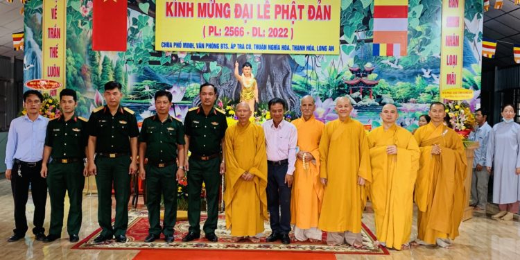 Phật giáo huyện Thạnh Hoá tổ chức Đại lễ Phật đản 2022