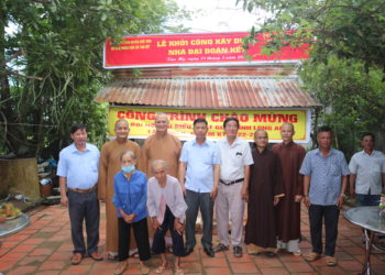 Đức Hòa: Ban Trị sự bàn giao nhà Đại đoàn kết tại xã Tân Mỹ