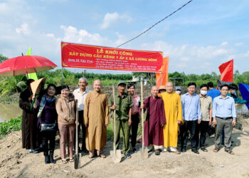 Huyện Bến Lức: Xã Lương Bình khởi công cầu kênh 7 ấp 5.