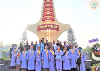 Đức Huệ: Ban Trị sự Phật giáo huyện thắp hương tưởng niệm Anh hùng liệt sỹ