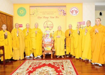 BTS GHPGVN tỉnh Long An khánh tuế Đức Pháp chủ, Chư tôn đức HĐCM, Hòa thượng Chủ tịch HĐTS, Chư tôn đức Ban Thường trực HĐTS