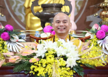 Đại đức Thích Lệ Ngôn thuyết giảng đề tài “nuôi lớn Phật tâm”