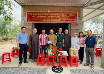 Lễ bàn giao nhà Quân – Dân tại thị xã Kiến Tường – tỉnh Long An