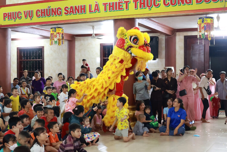 Long An: Chùa Thiên Châu tổ chức Đêm hội trăng rằm 2023