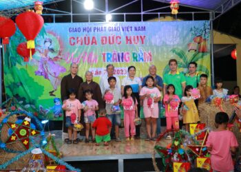 Đức Hòa: Chùa Đức Huy tổ chức Đêm Hội Trung Thu năm 2023