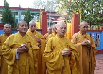 Đức Hòa: Tảo tháp, tưởng niệm công đức Chư vị Tổ sư, Chư vị tiền bối hữu công.