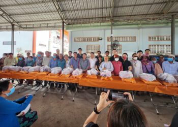 Châu Thành: Hiệp Hội Doanh Nhân Trẻ Đài Loan tặng quà tại Chùa An Châu – Xuân Giáp Thìn.