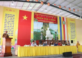 Đức Hòa: Phiên chợ 0 đồng cho 500 người dân gặp hoàn cảnh khó khăn tại chùa Pháp Minh.