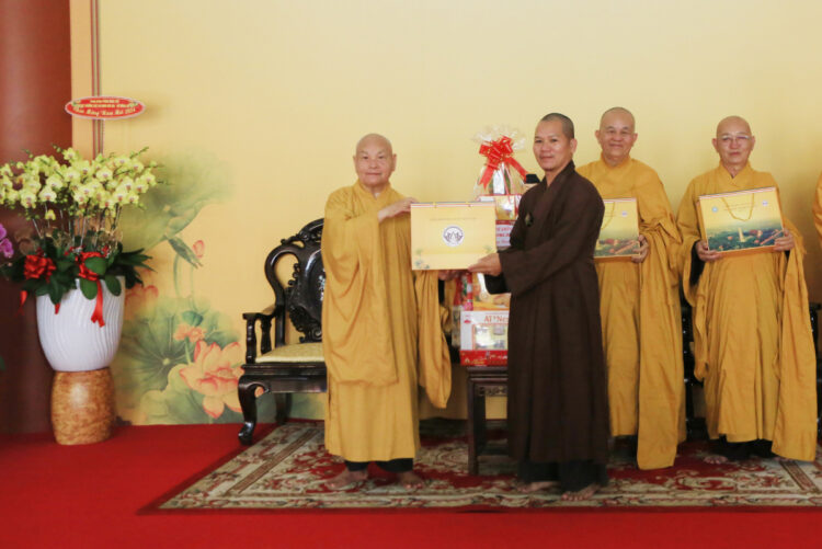 Phật giáo tỉnh Long An chúc khánh tuế Đức Trưởng lão Hòa thượng Thích Thiện Nhơn – Phó Pháp chủ Hội đồng Chứng minh, Chủ tịch Hội đồng Trị sự