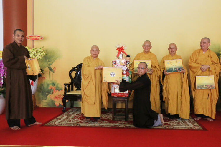 Phật giáo tỉnh Long An chúc khánh tuế Đức Trưởng lão Hòa thượng Thích Thiện Nhơn – Phó Pháp chủ Hội đồng Chứng minh, Chủ tịch Hội đồng Trị sự