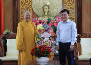 Đoàn đại diện Dân tộc – Tôn giáo chúc tết Tỉnh ủy Long An  và TP. Tân An 