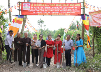 Thủ Thừa Khởi công xây dựng cầu Thiên Châu 5 kinh phí 450 triệu đồng