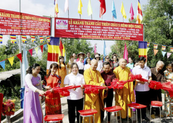 Thủ Thừa: Lễ Khánh thành cầu Thiên Châu 5