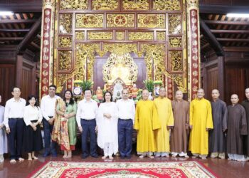 Phật giáo Long An đón tiếp Đại sứ và Tổng Lãnh sự Ấn Độ tại chùa Pháp Minh
