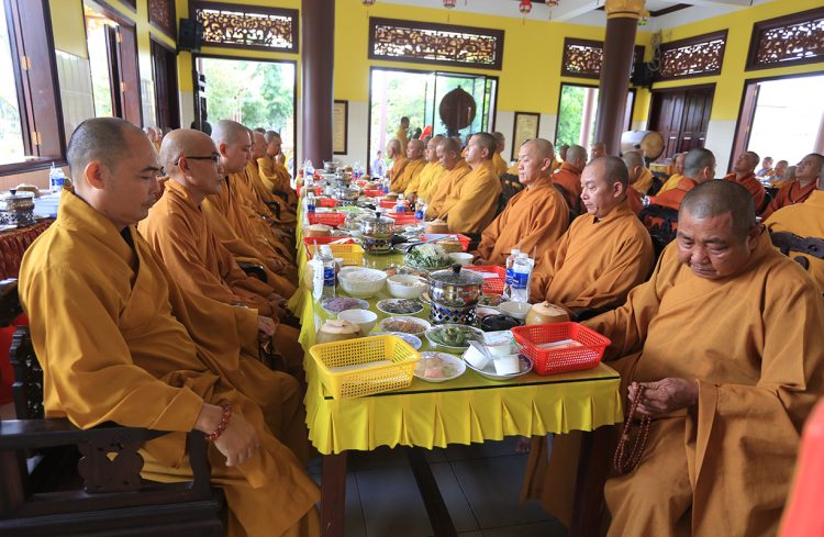 Long An Lễ Tưởng niệm lần thứ 18 Cố Thượng tọa Thích Tắc Tựu
