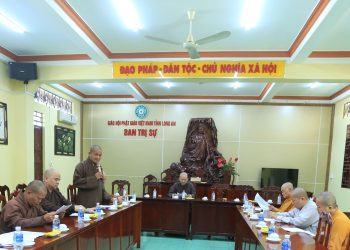 Phật giáo tỉnh Long An họp chuẩn bị cho chuyến cứu trợ các tỉnh phía Bắc