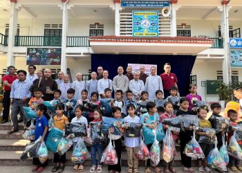 Cần Đước: Ban Trị Sự GHPGVN Huyện Cần Đước Hướng Về Miền Bắc Thân Thương Lần 2.