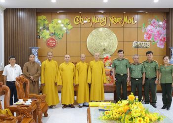 Ban Trị sự Giáo hội Phật giáo Việt Nam tỉnh Long An chúc Tết Công an tỉnh