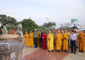 Phật giáo tỉnh Long An Tưởng niệm anh hùng liệt sĩ dịp Tết Nguyên đán 2025