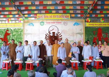 Đức Hoà: Chùa Pháp Thạnh trao 250 phần quà nhân dịp Tết Ất Tỵ 2025