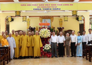 Bí thư Tỉnh ủy – Nguyễn Văn Quyết chúc mừng Đại lễ Phật đản 