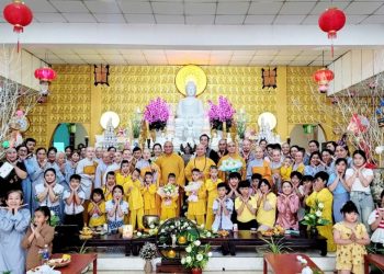 Đức Hòa: Chư Tăng Ni Ban Hoằng pháp tỉnh tổ chức Thiền trà – Pháp đàm với chủ đề “Ý Nghĩa Đại lễ Vesak” tại Đạo tràng Cát Tường