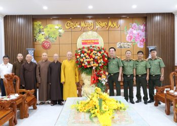 Ban Trị sự Giáo hội Phật giáo Việt Nam tỉnh chúc mừng Công an tỉnh dịp Lễ 30/4