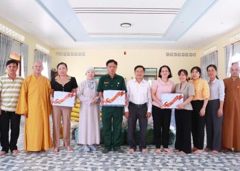 Chùa Linh Nghĩa Diệu Pháp, chùa Từ Vân tặng quà tri ân nhân kỷ niệm ngày Thương binh – Liệt sĩ 27/7