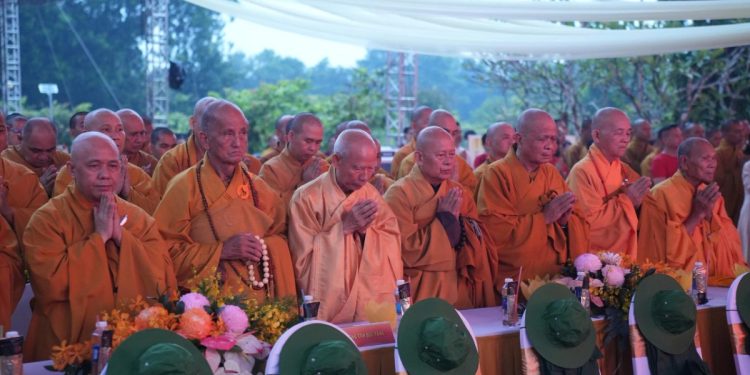 Tây Ninh: Đại lễ cầu siêu tri ân liệt sĩ tại Nghĩa trang Đồi 82